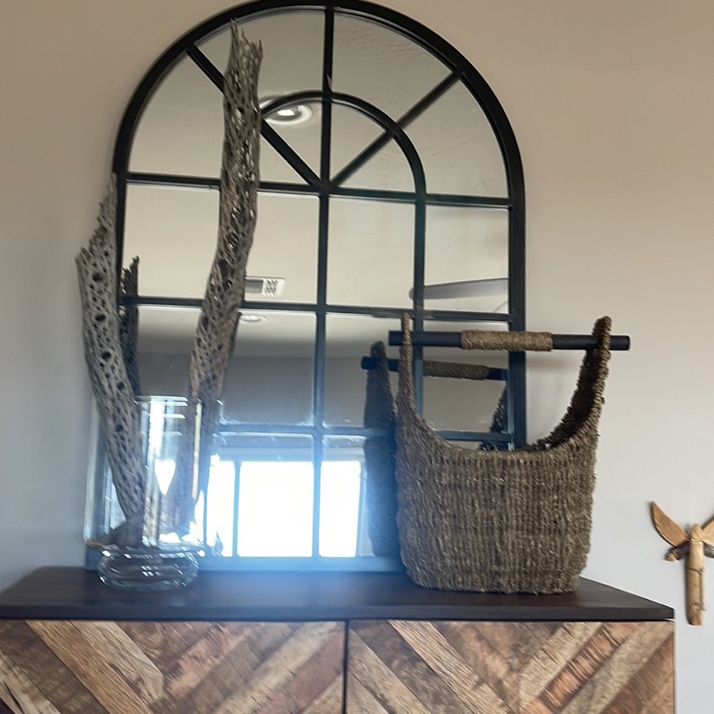 Large seagrass, tote magazine holder, towel holder catchall.